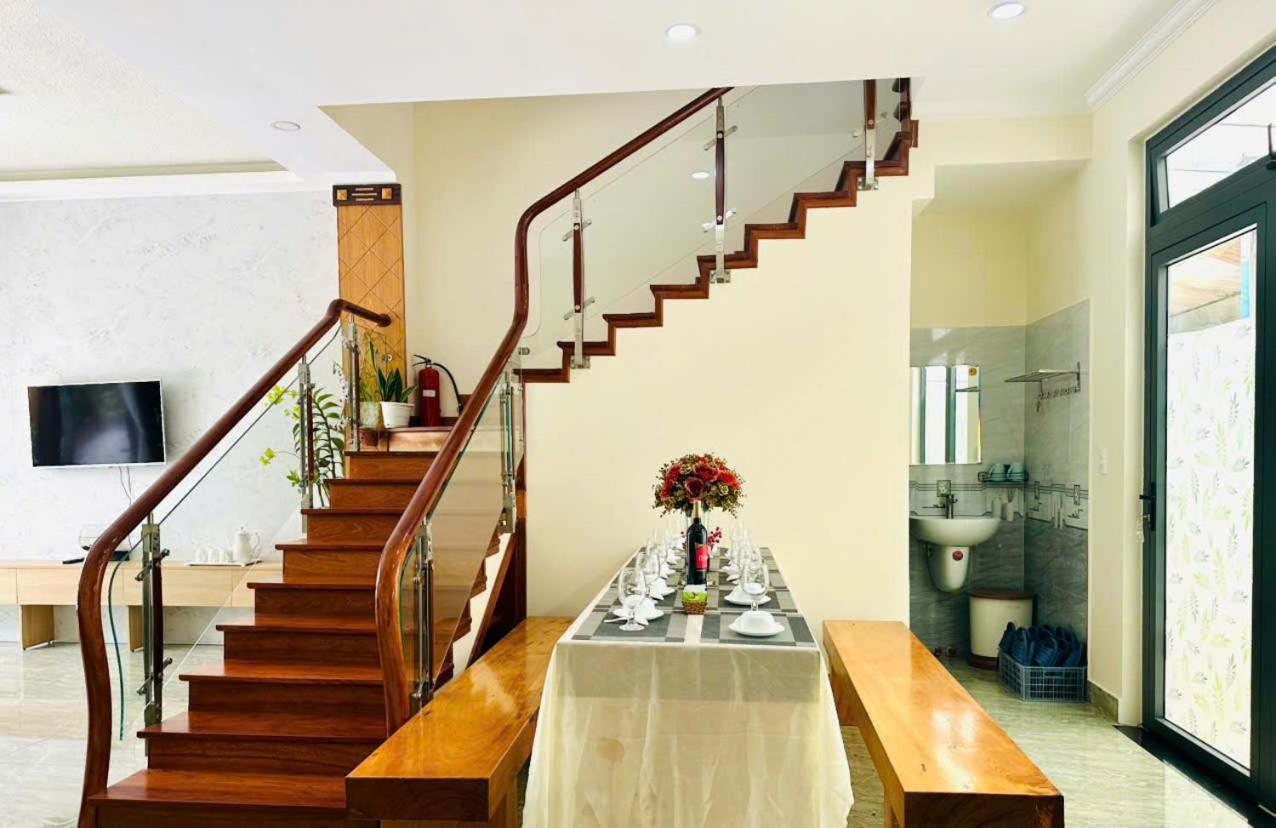 Hotel Bach Thao *
